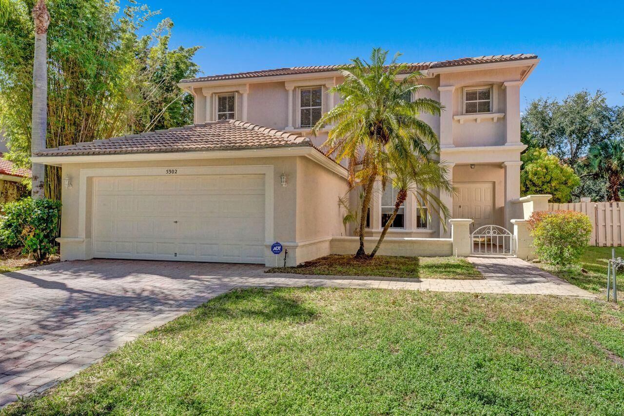 Property Photo: 5302 Victoria Circle FL 33409