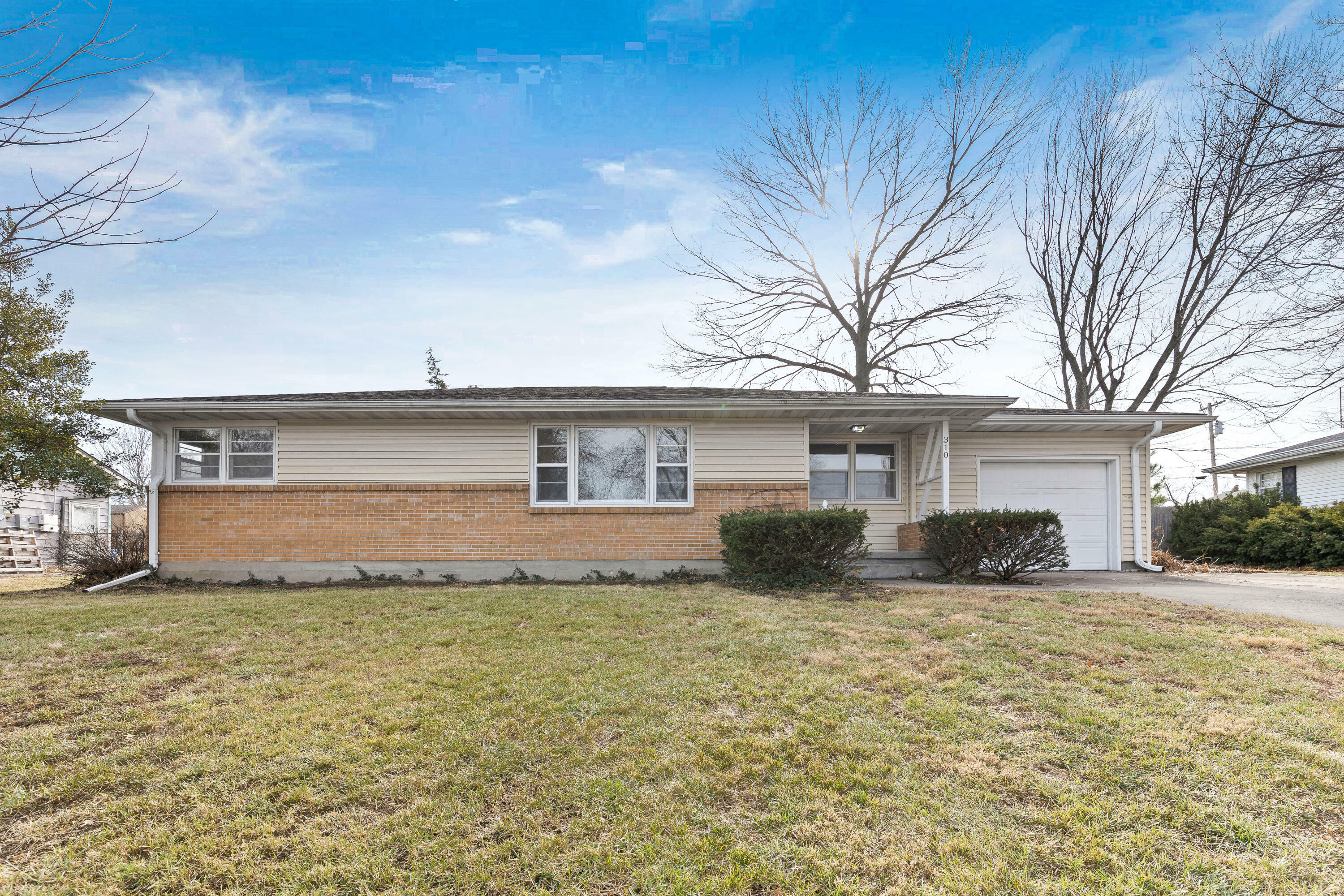 Property Photo:  310 W Phyllis Ave  MO 65202 