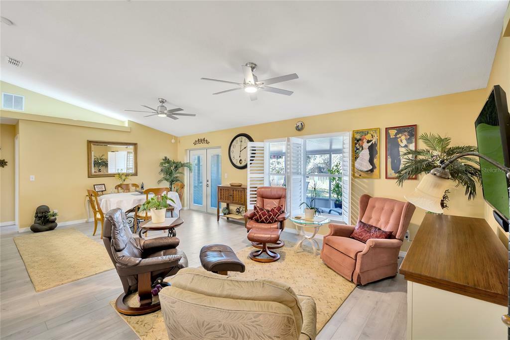 Property Photo:  11627 Foxglove Drive  FL 34711 