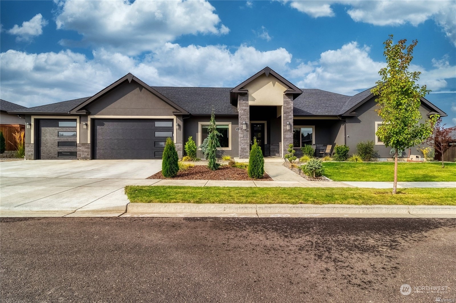 Property Photo:  237 Barista Drive  WA 99362 