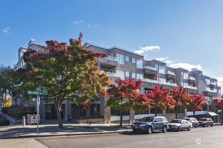 3300 Meridian Avenue N 312  Seattle WA 98103 photo