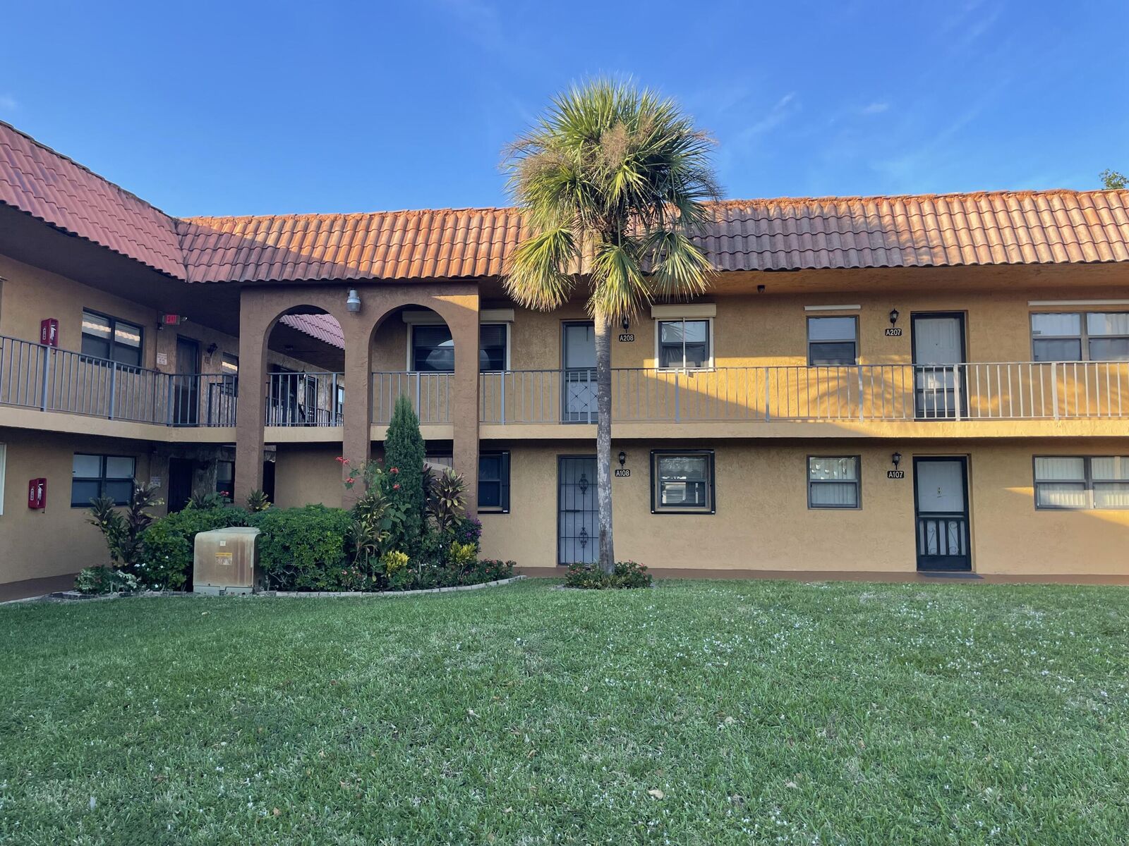 Property Photo: 1901 W Woolbright Road A208 FL 33426