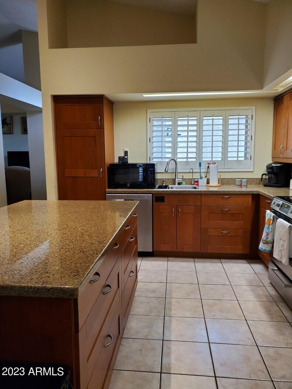 Property Photo: 17410 N 56th Place AZ 85254