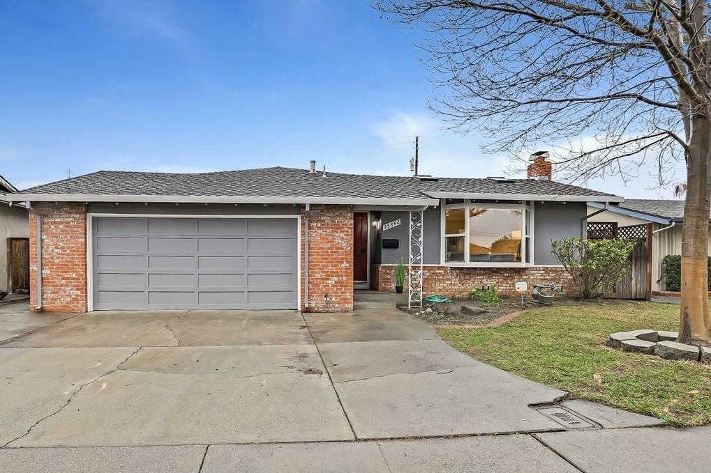 Property Photo:  35842 Salvador Ct  CA 94536 