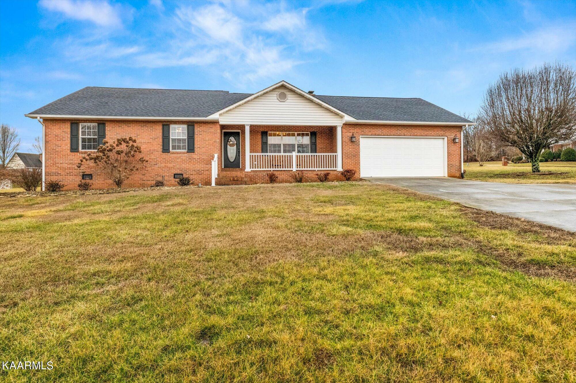 Property Photo:  205 Meadow Lane  TN 37354 