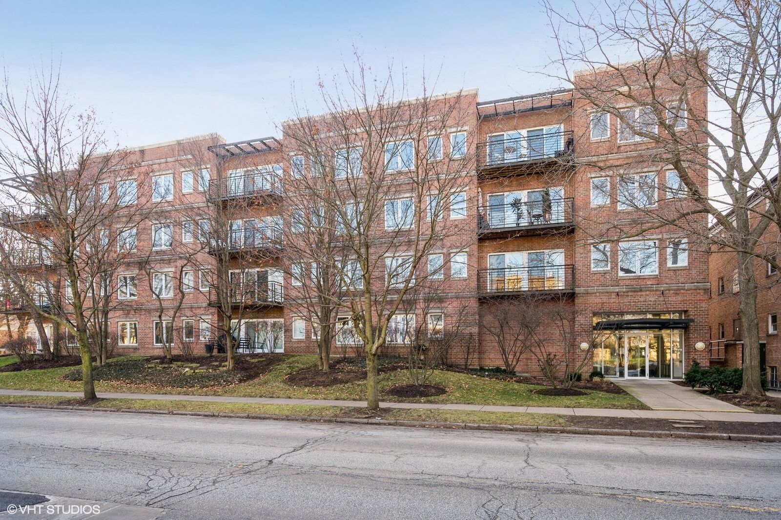 Property Photo:  1300 Central Street 306  IL 60201 