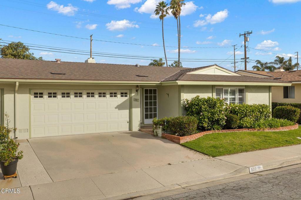 Property Photo: 307 E Garden Green CA 93041