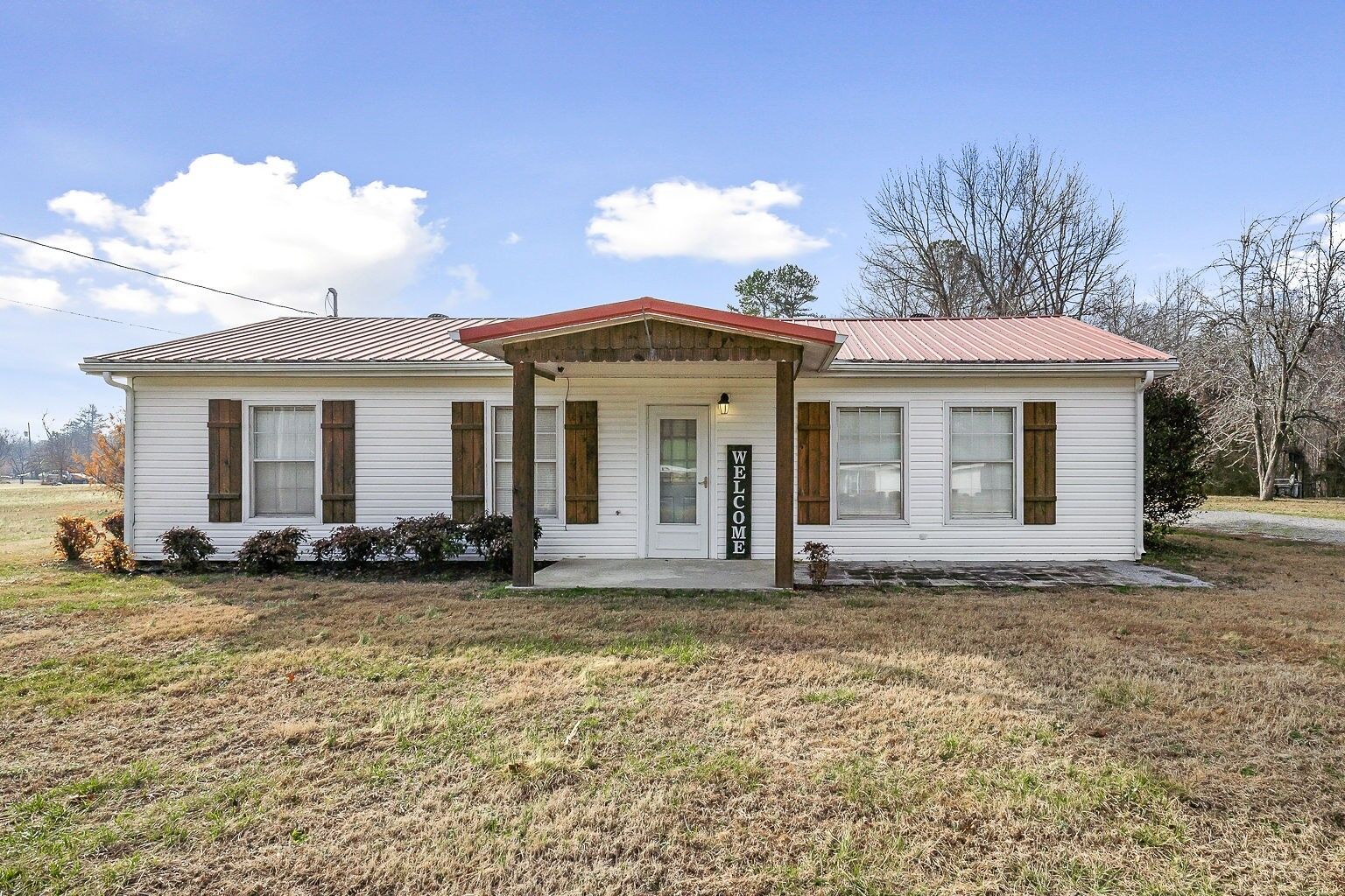 Property Photo:  862 Old West Point Rd  TN 37166 