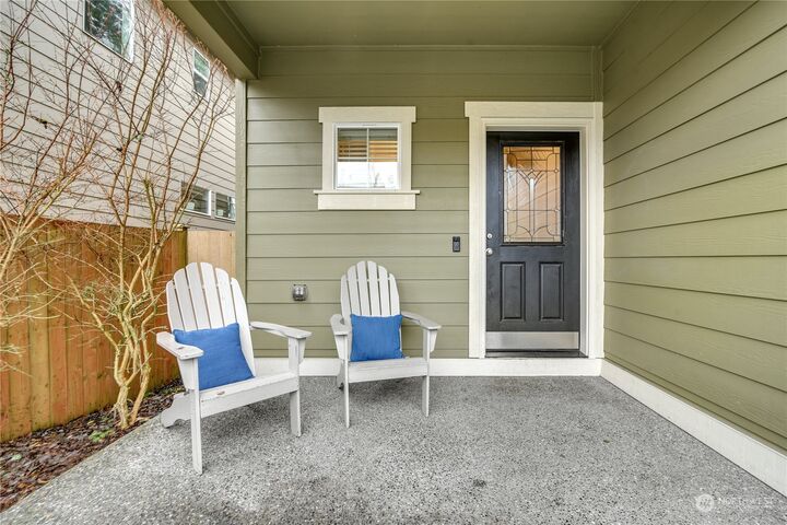 Property Photo: 18110 46th Drive SE WA 98012