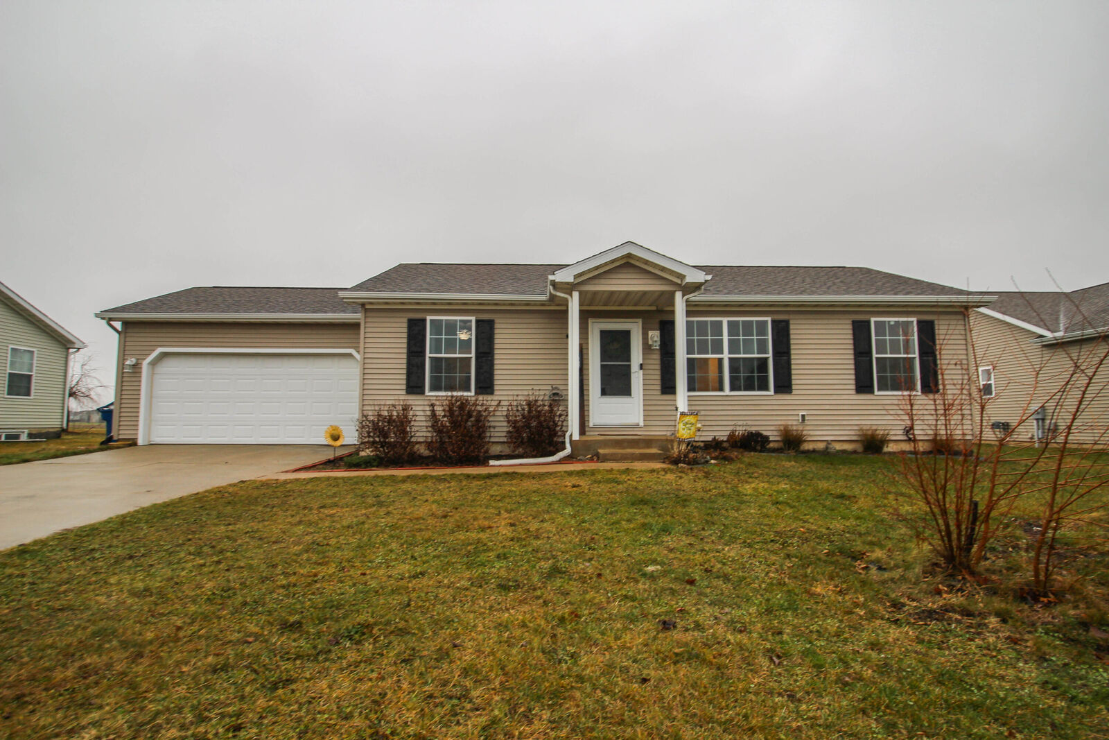 Property Photo: 1007 Lotus Lily Avenue MI 49097
