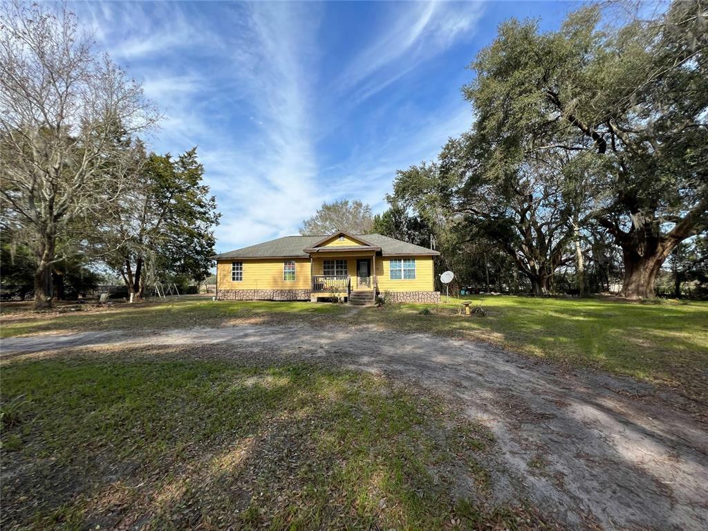 Property Photo:  1728 County Road 228  FL 34785 