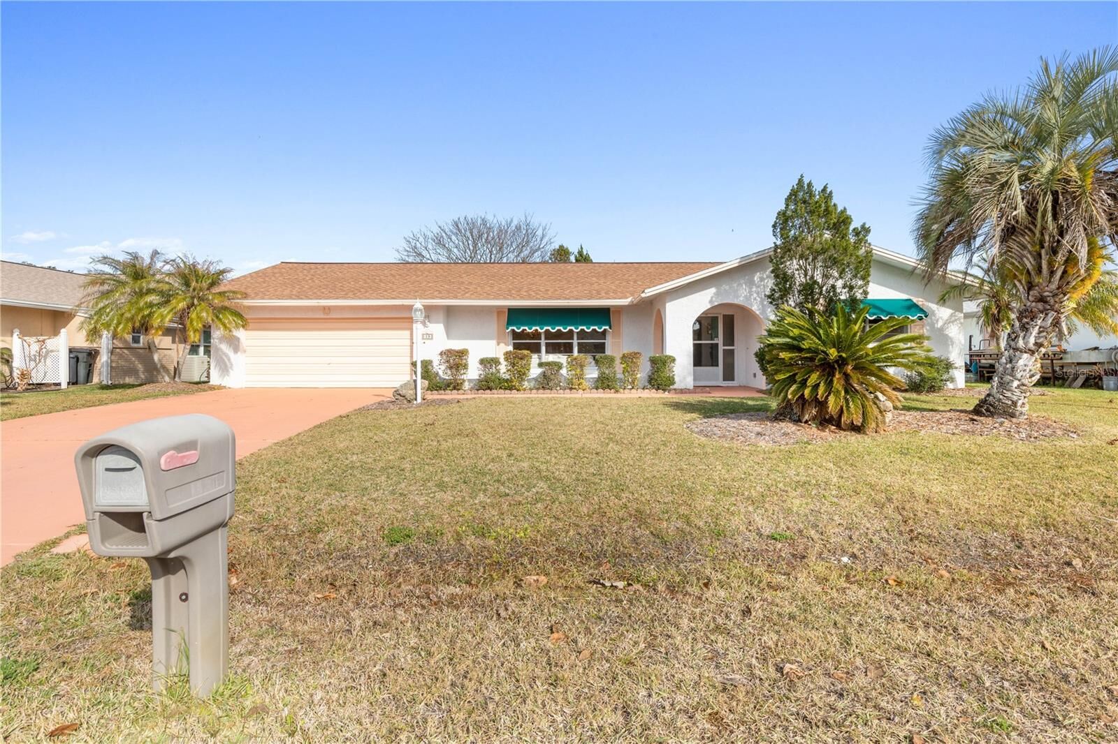 Property Photo:  19 Clearview Court S  FL 32137 