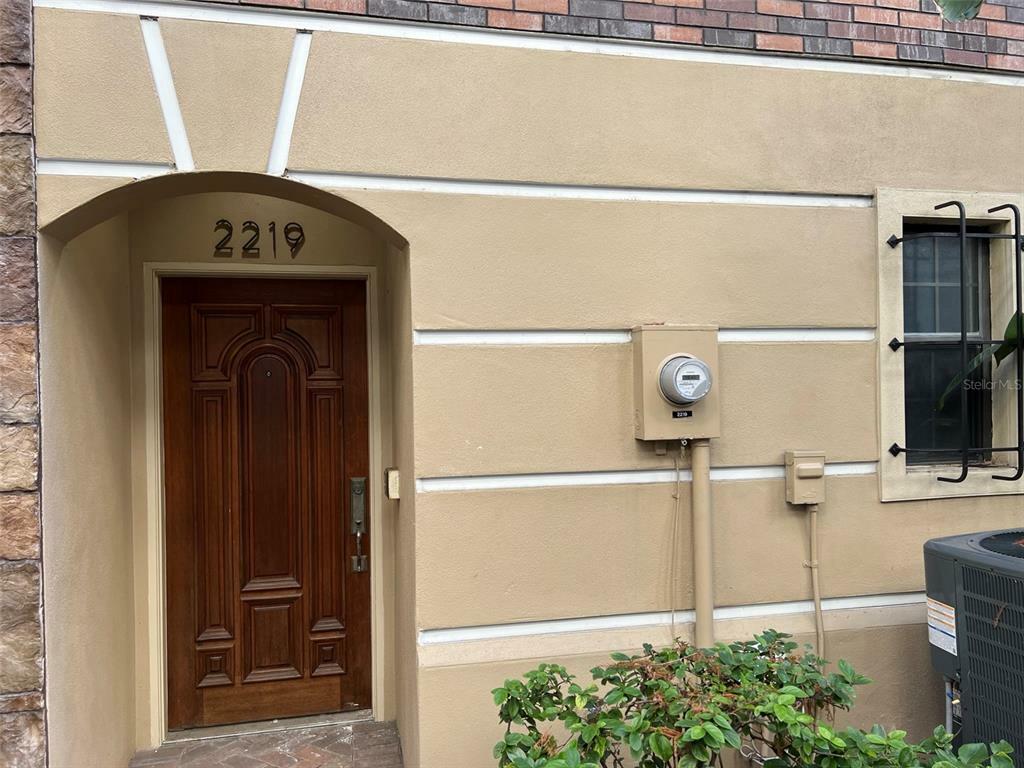 Property Photo: 2219 Soho Bay Court FL 33606