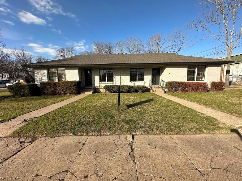 Property Photo: 315 W Main Street TX 76065