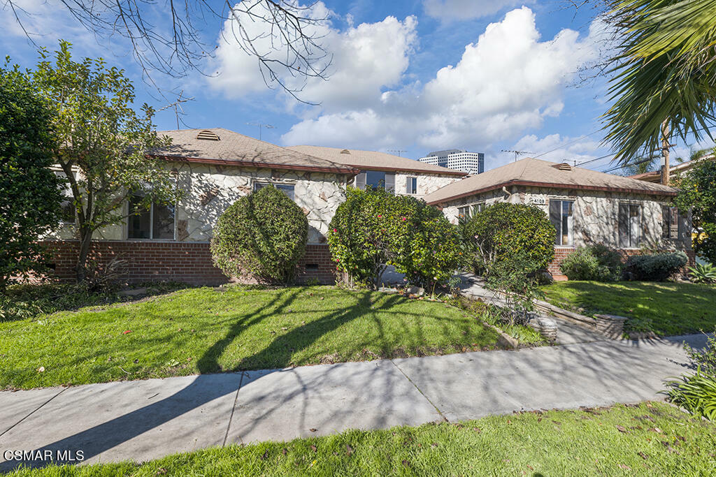 Property Photo:  4109 Warner Boulevard  CA 91505 