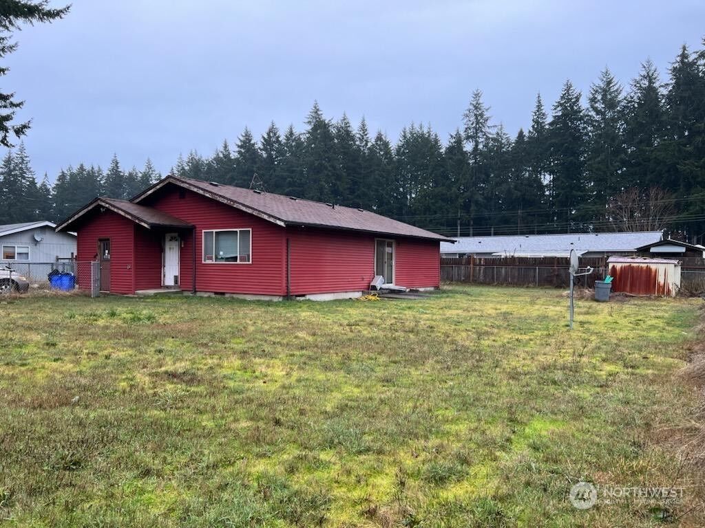 Property Photo: 11431 Fry Avenue SW WA 98367
