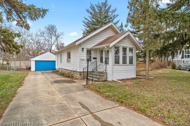 Property Photo:  29204 S Wesley Avenue  MI 48134 