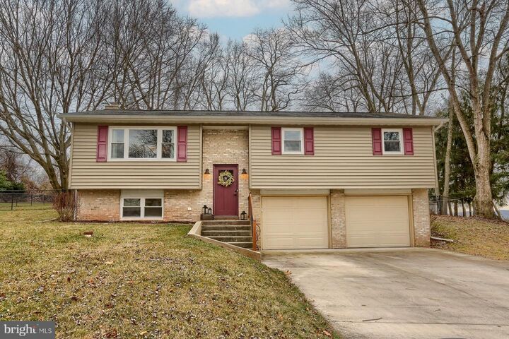 626 Elliott Drive  Lewisberry PA 17339 photo