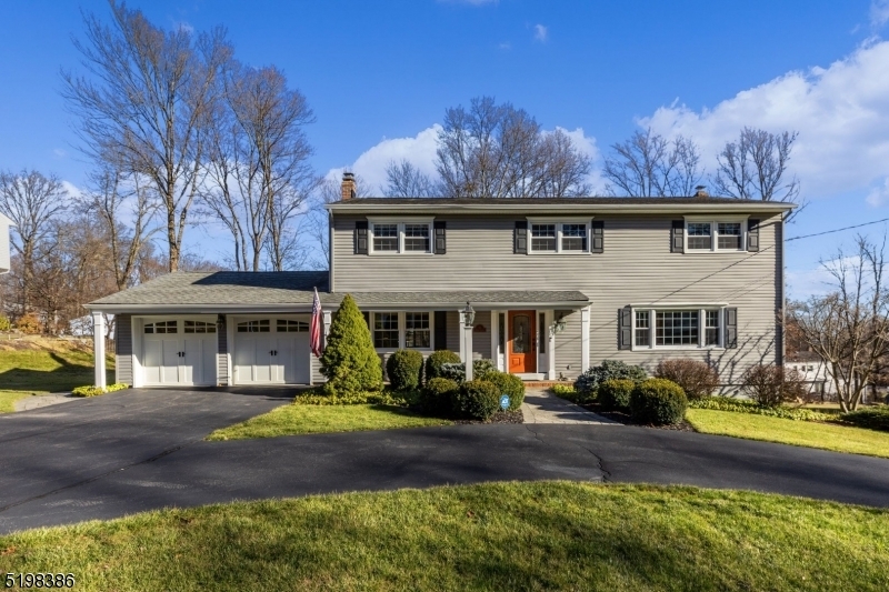 Property Photo:  10 Sandy Lane  NJ 07869 