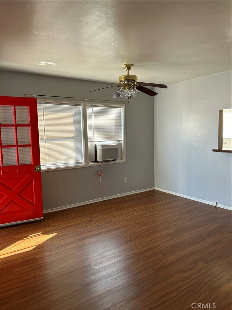 Property Photo:  263 E Beverly Terrace  CA 90640 