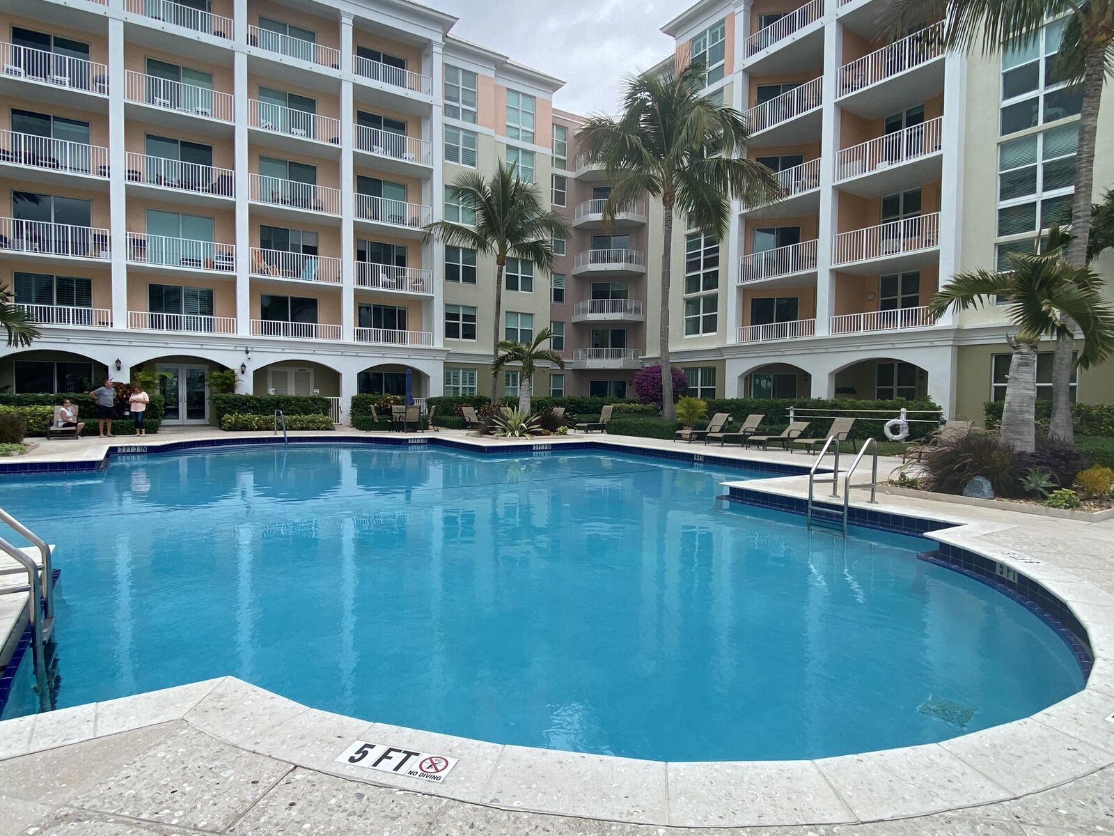 Property Photo:  806 E Windward Way 415  FL 33462 