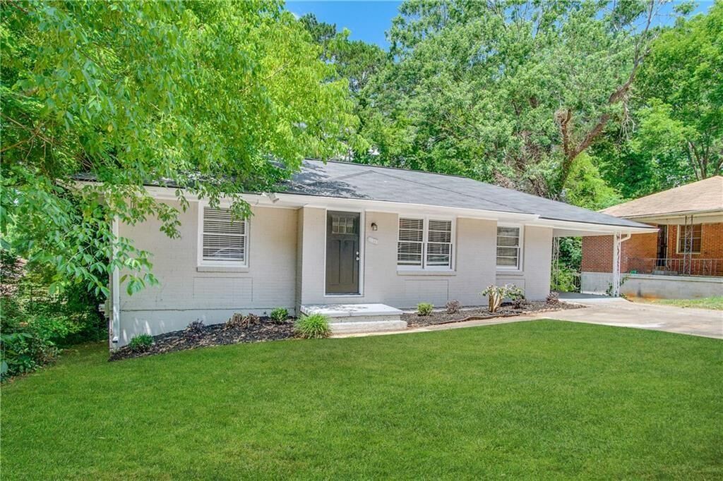 Property Photo:  1871 S Columbia Place  GA 30032 