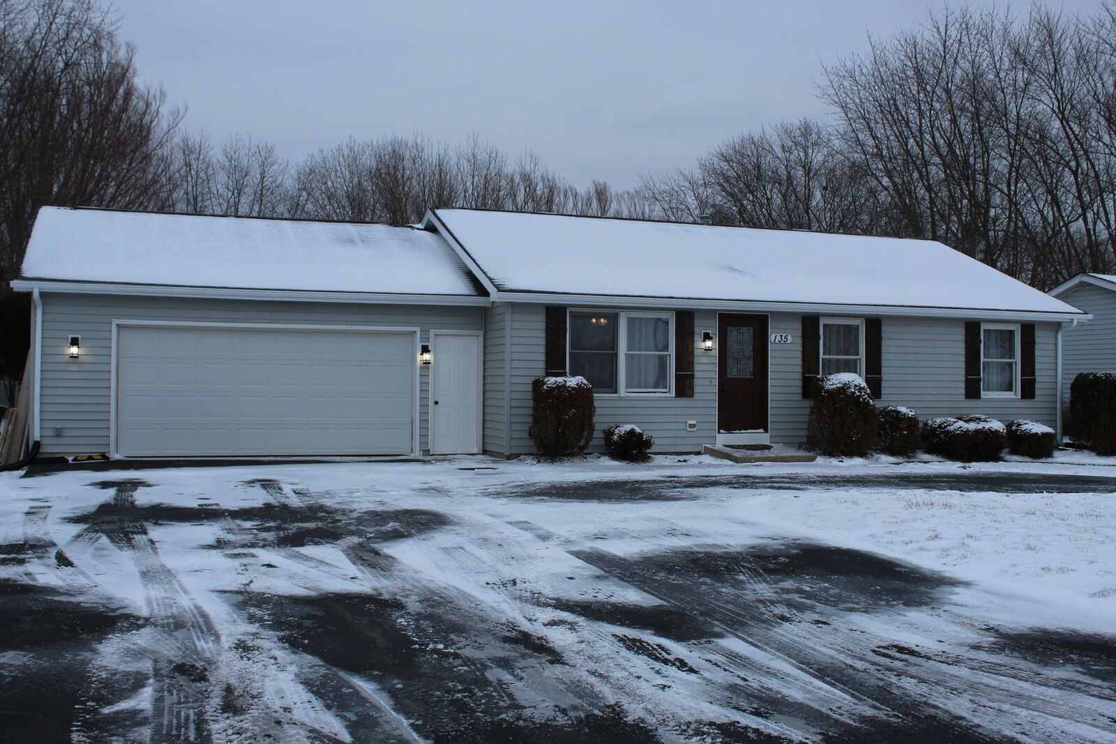 Property Photo: 135 N Cook Street IL 60408
