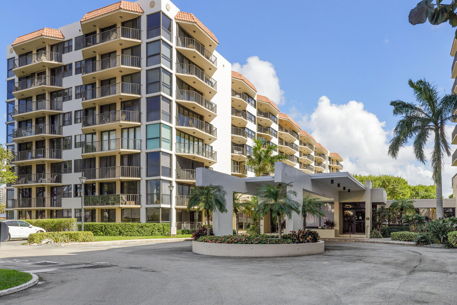 Property Photo:  899 Jeffery Street 206  FL 33487 