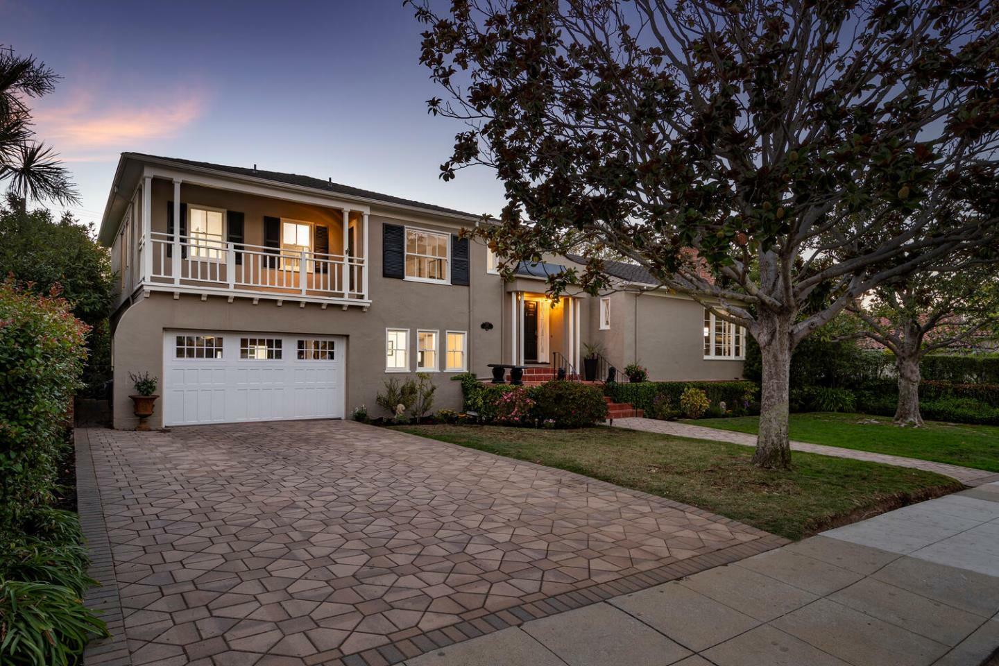 Property Photo:  228 Virginia Avenue  CA 94402 