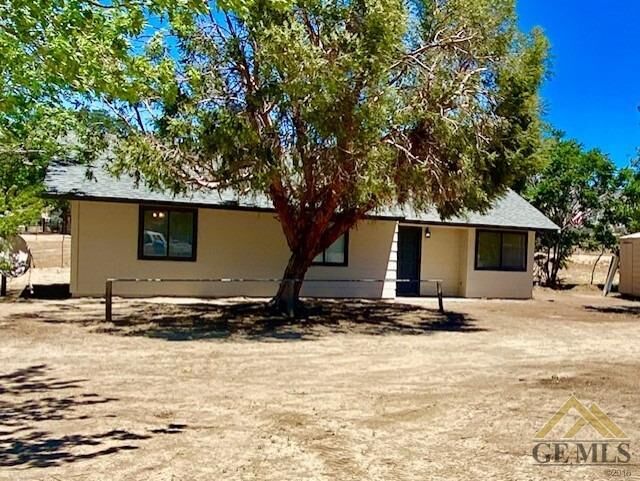 Property Photo: 41461 Airport Drive CA 93518