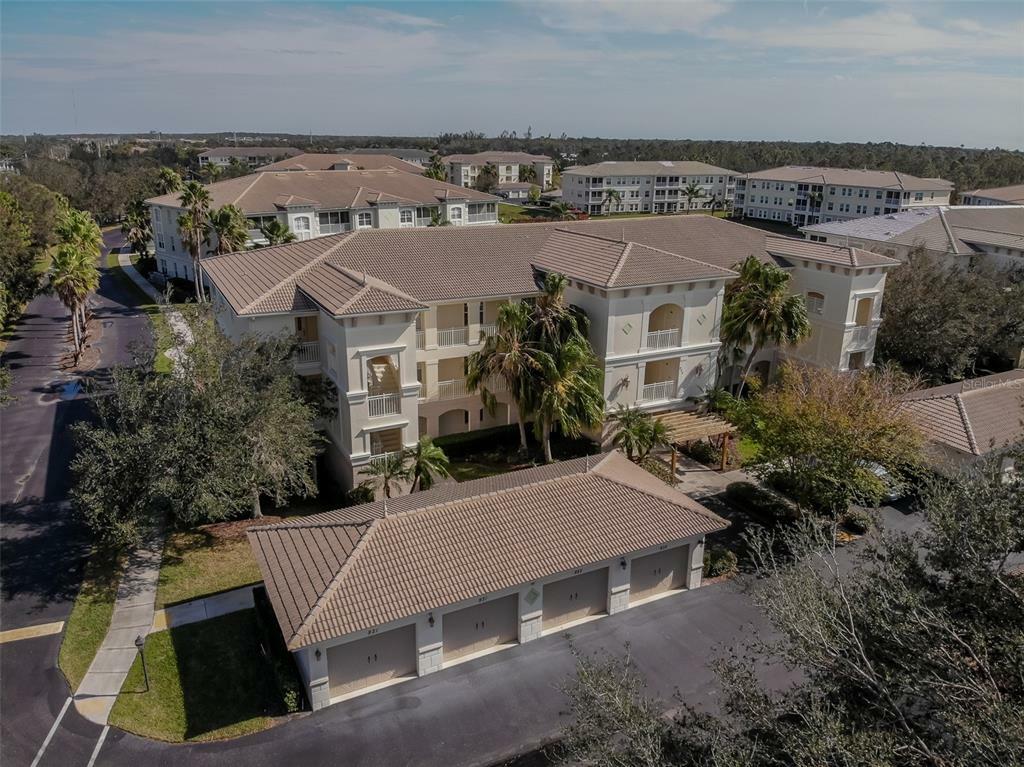 Property Photo: 900 San Lino Circle 932 FL 34292