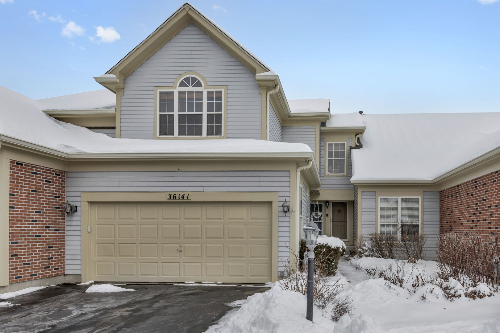 Property Photo: 36141 N Springbrook Lane IL 60031
