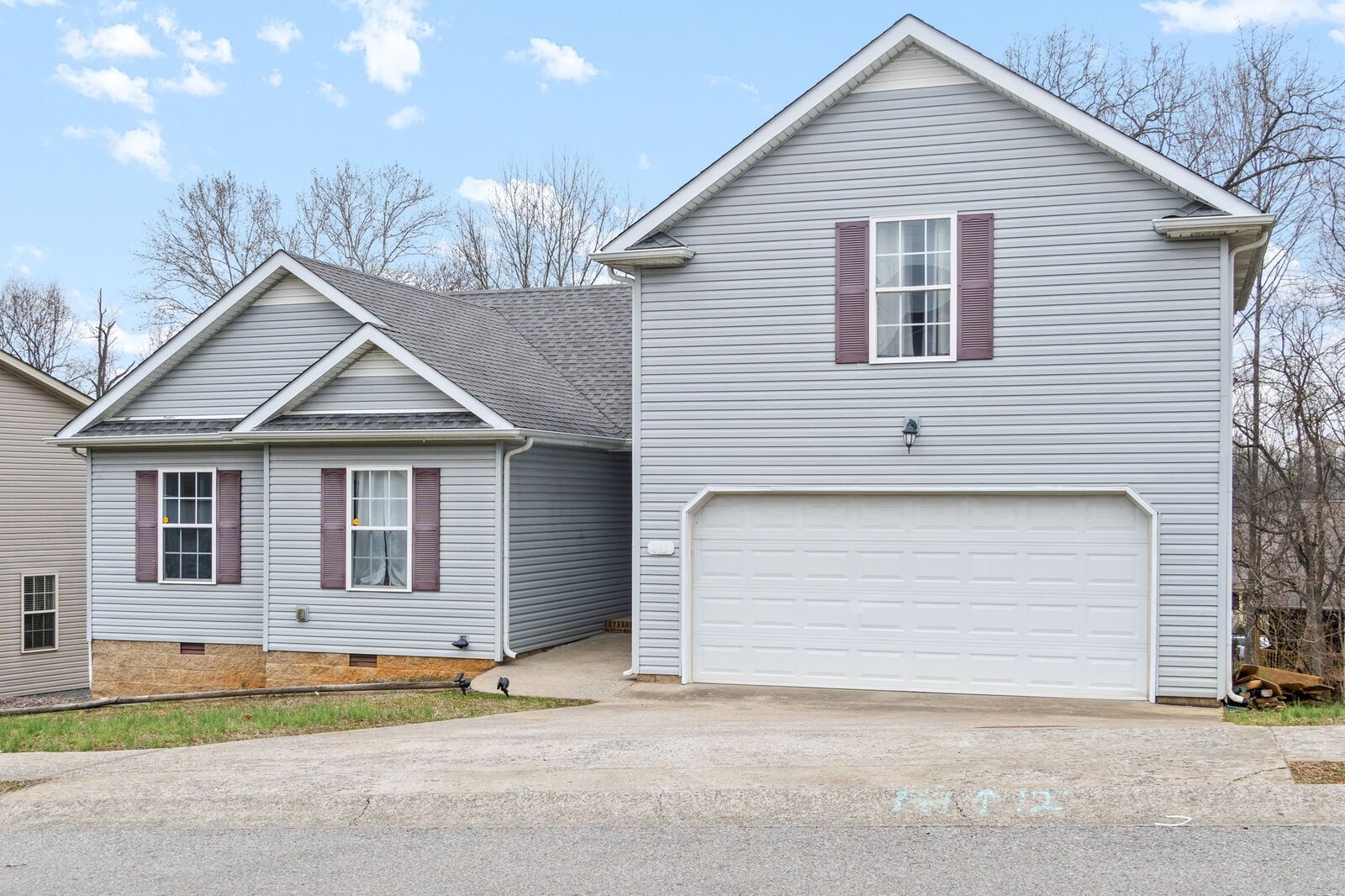 Property Photo:  413 Zurich Ct  TN 37040 