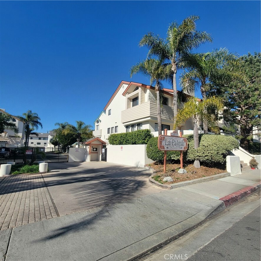 Property Photo:  15111 Freeman Avenue 84  CA 90260 