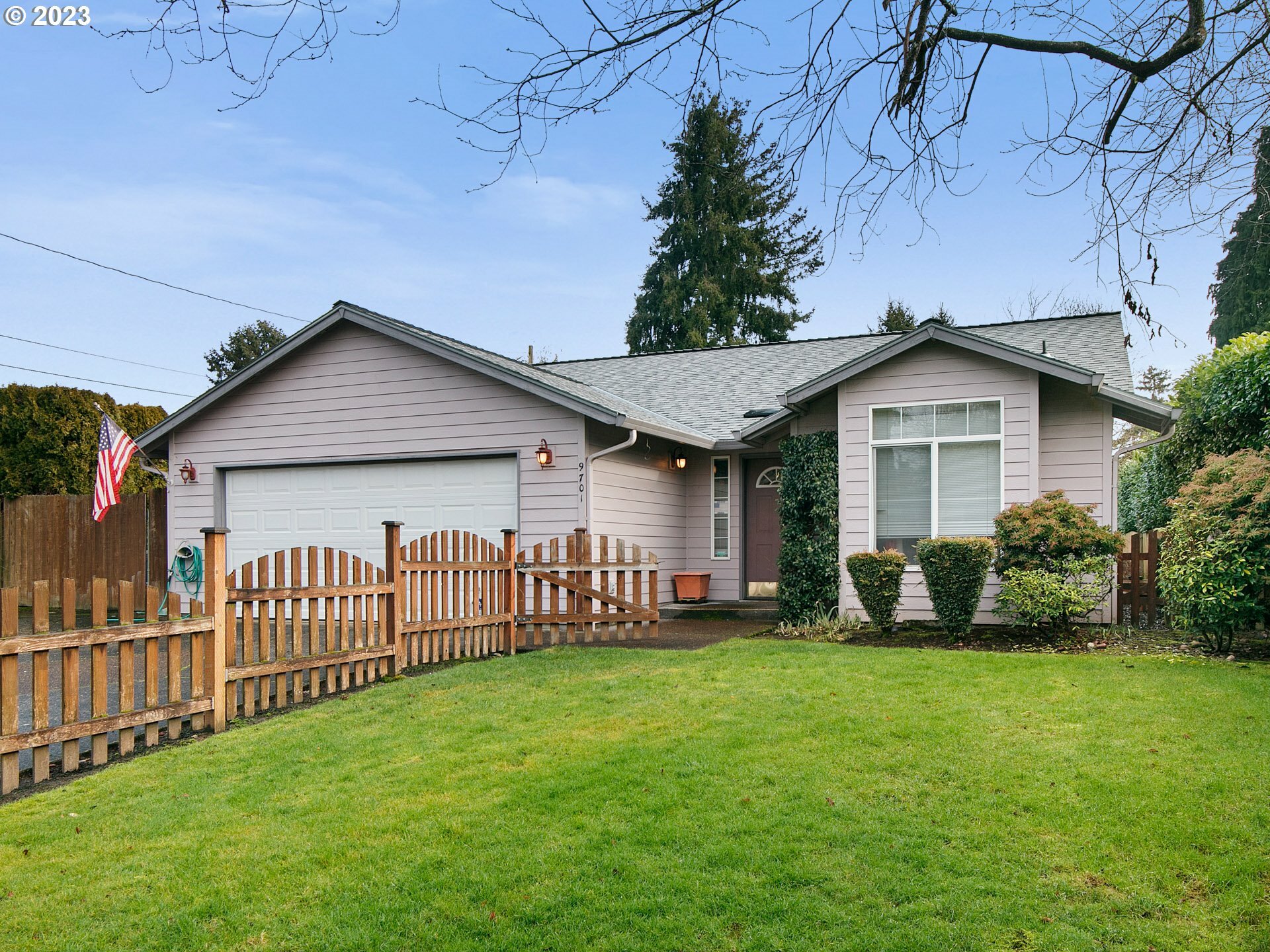 Property Photo: 9701 NW 28th Ave WA 98665