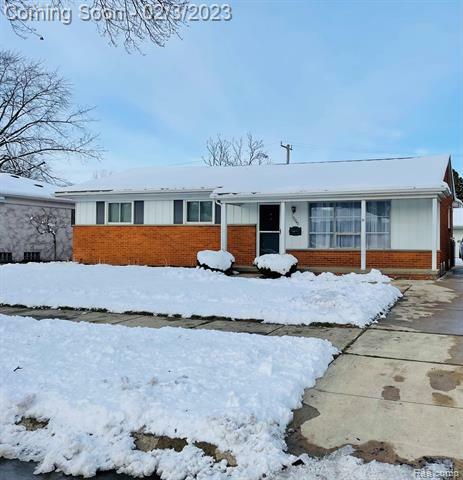 Property Photo:  32742 Oakley Street  MI 48154 