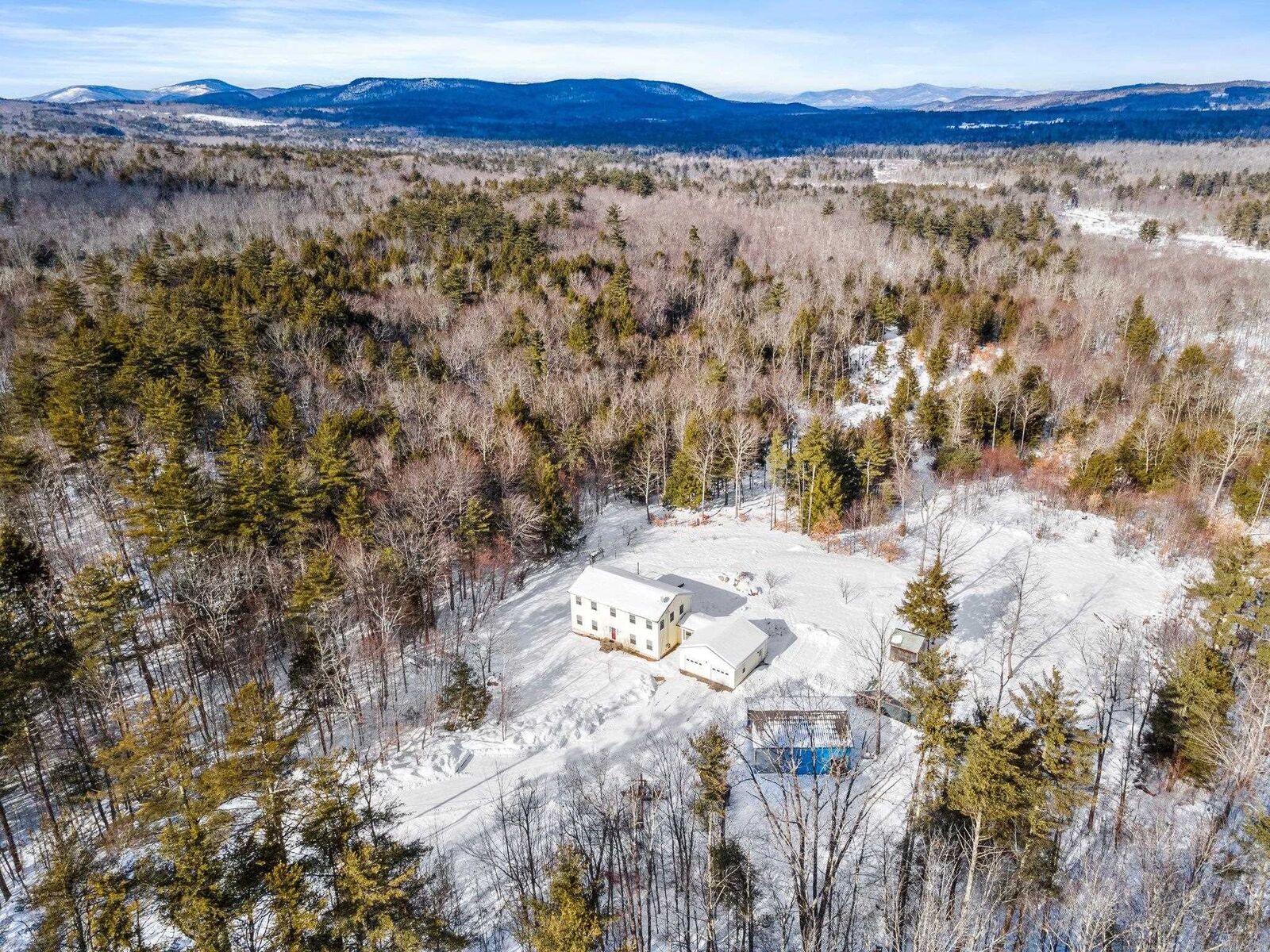 Property Photo:  289 Stockbridge Corner Road  NH 03809 