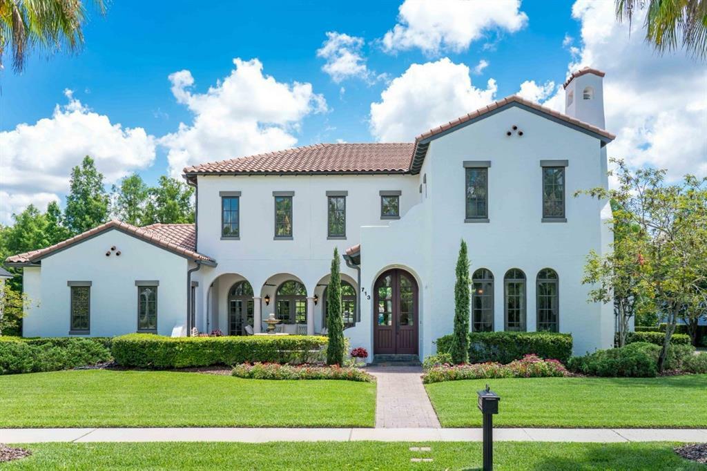 Property Photo: 713 Eastlawn Drive FL 34747