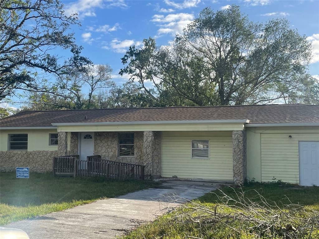 Property Photo:  2902 SE Airport Road  FL 34266 