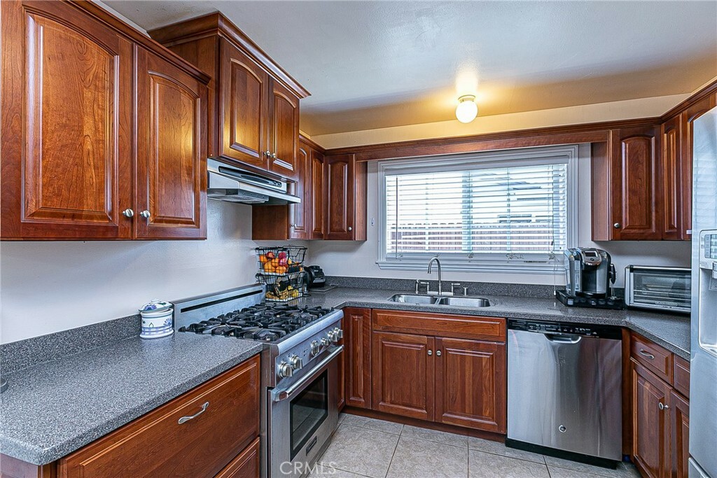 Property Photo: 925 W Lime Avenue CA 93436