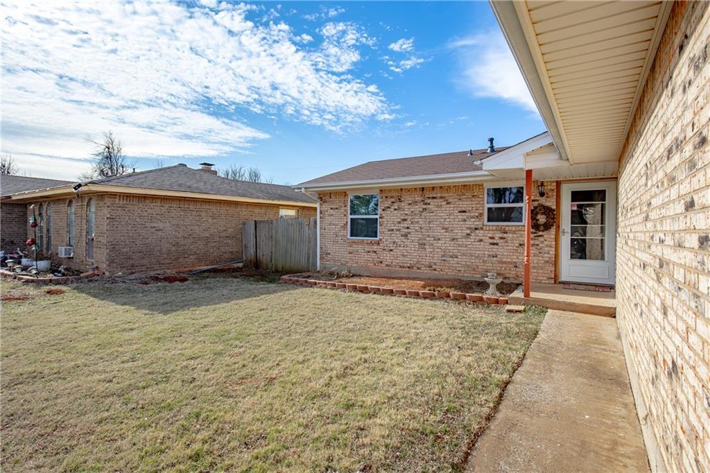 Property Photo: 7569 S Embassy Street OK 73169