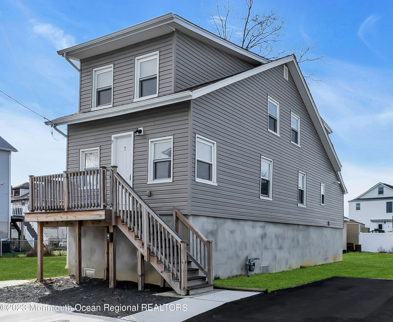 Property Photo:  7 Woodside Avenue  NJ 07734 
