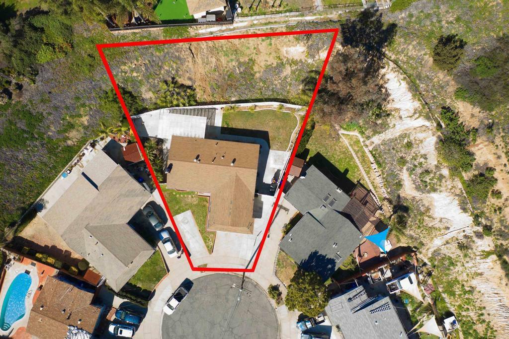 Property Photo: 4664 Chateau Court CA 92117