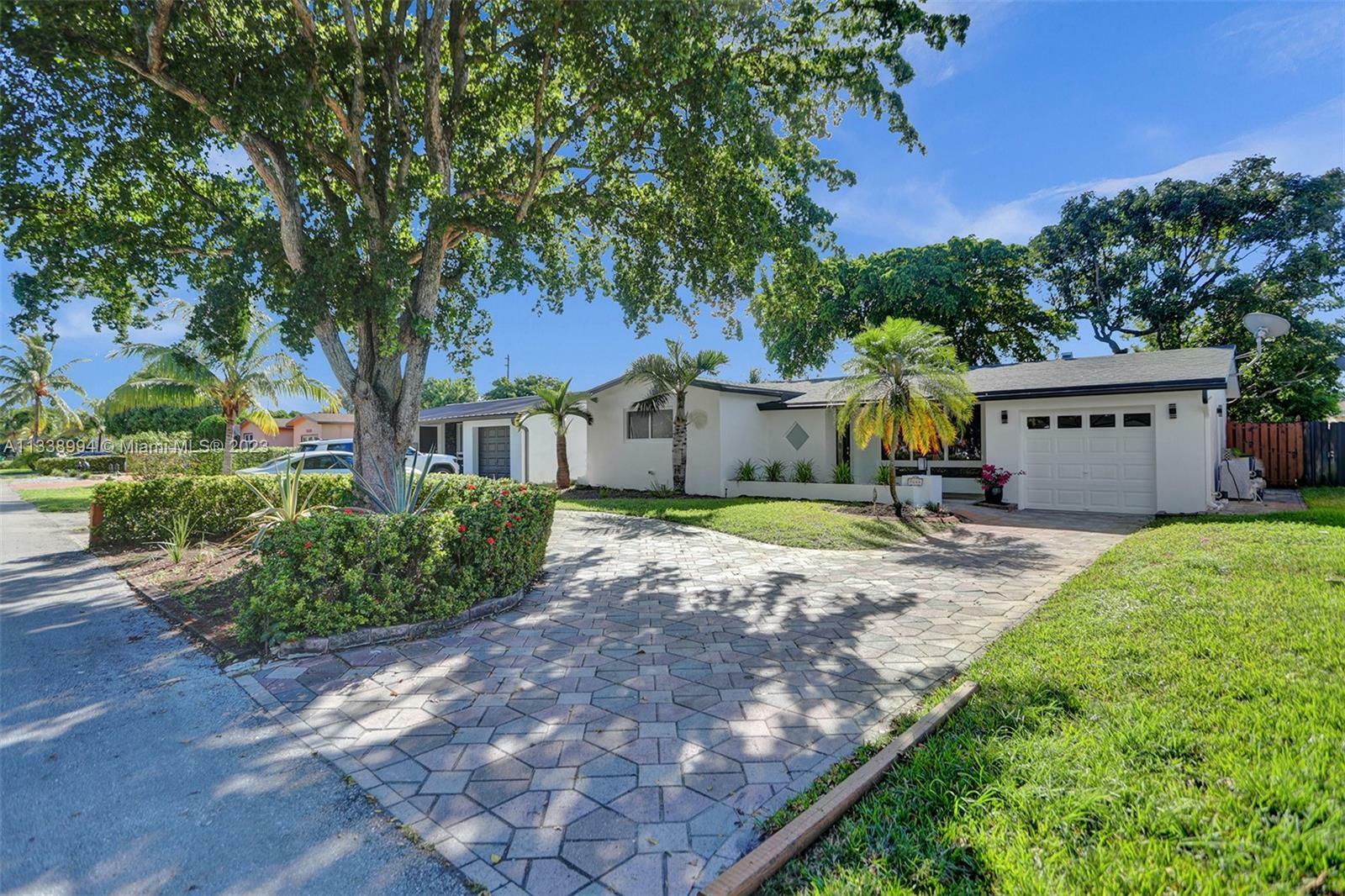 Property Photo:  7644 Dilido Blvd  FL 33023 