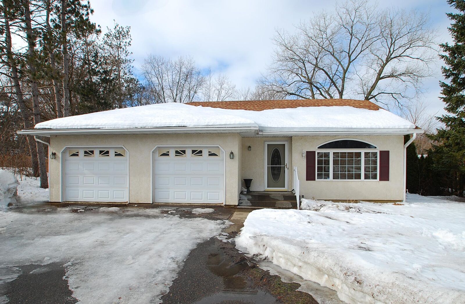 Property Photo:  5564 Osgood Avenue N  MN 55082 
