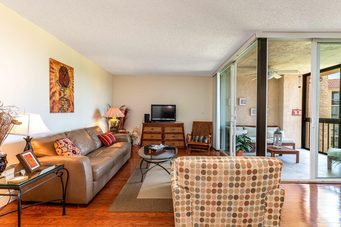 Property Photo:  2255 Lindell Boulevard 4404  FL 33444 