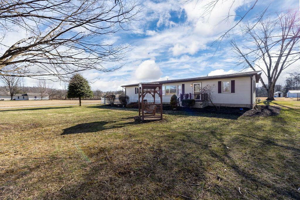Property Photo: 18132 Claypool Road OH 43056