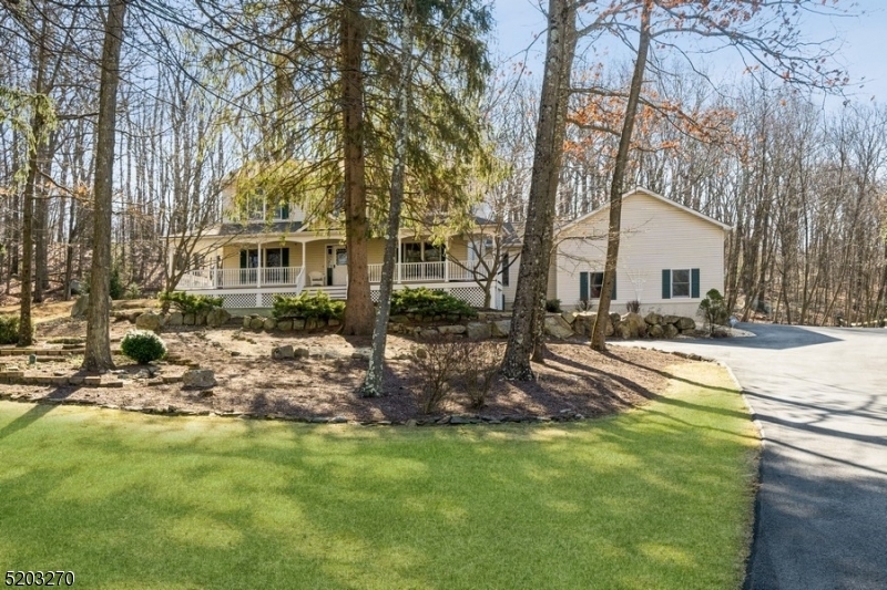 Property Photo:  194 Edison Rd  NJ 07871 