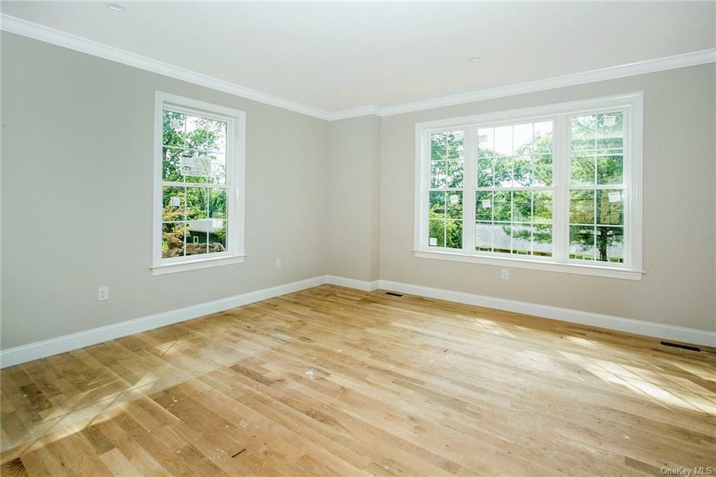 Property Photo:  1 Belleview Avenue  NY 10594 