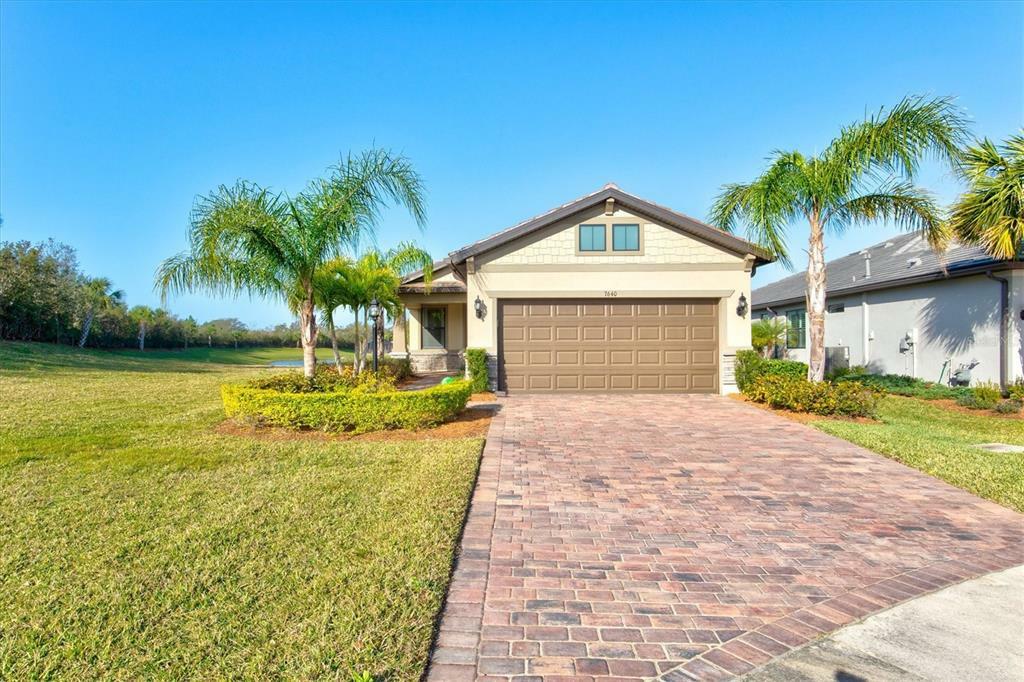 Property Photo: 7640 Kirkland Cove FL 34202